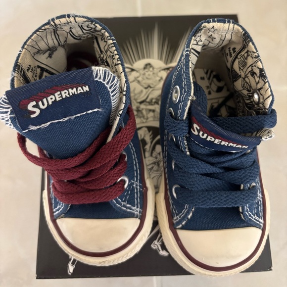 Baby Superman Converse - Picture 4 of 6